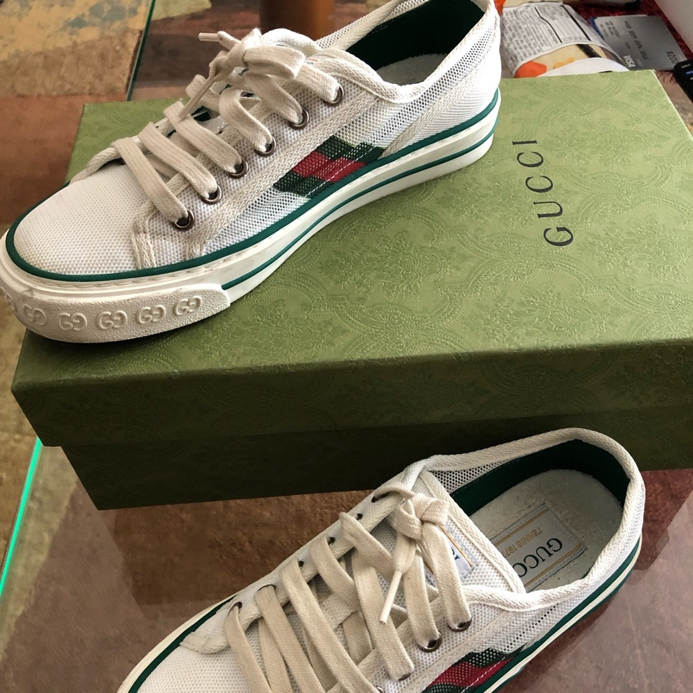 Gucci White Canvas Sneakers with Green and Red Stripes